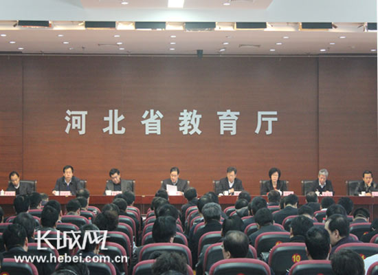 点击图片分享到上海滩微博